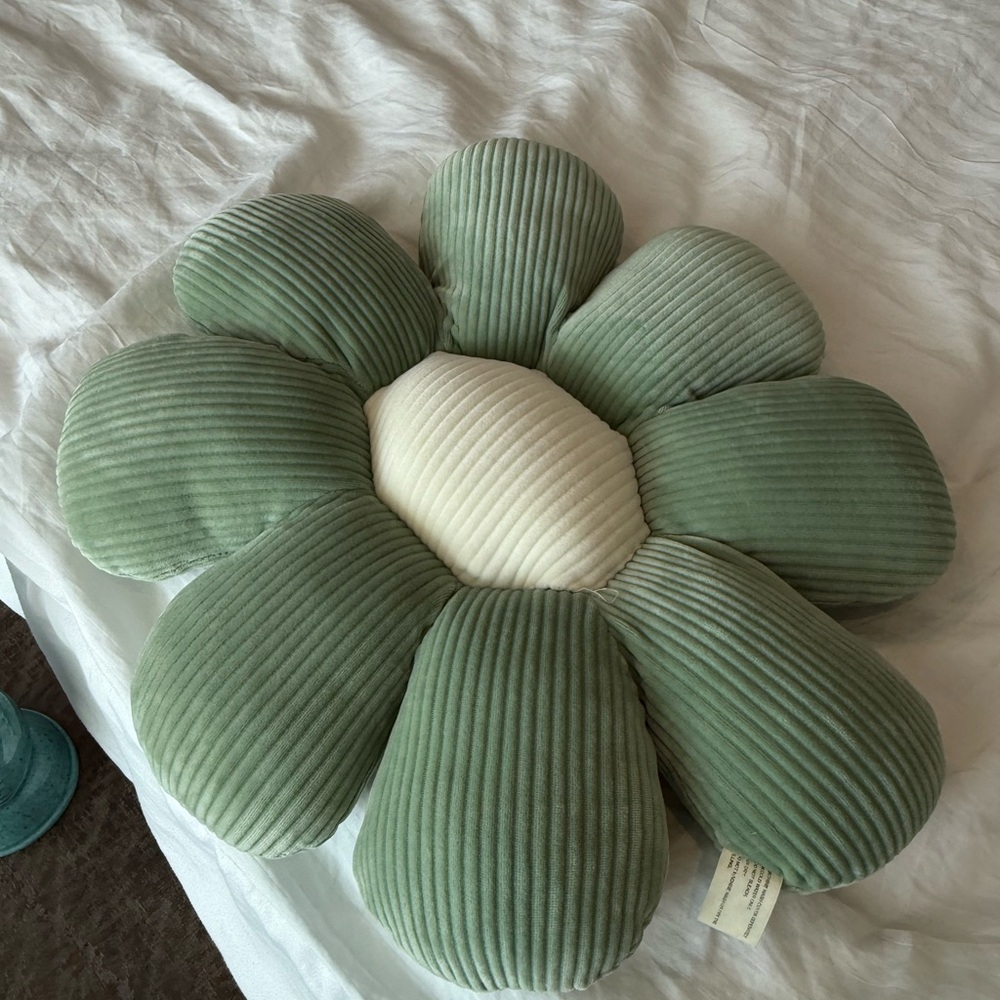 Green Flower-Shaped Plush Pillow